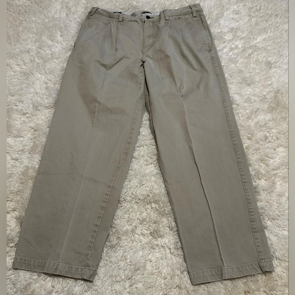ORVIS Men's Size 38x30 Pleated Tan Pants 100% Cotton EUC - Picture 1 of 7